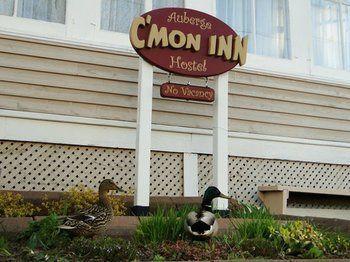 Auberge C'Mon Inn Hostel Moncton Ngoại thất bức ảnh