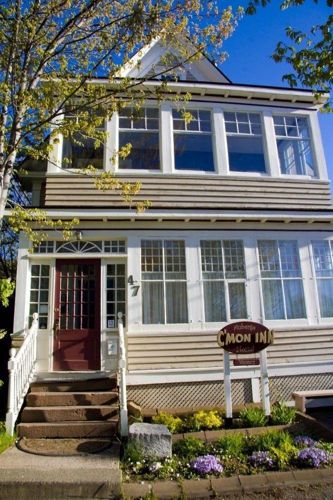 Auberge C'Mon Inn Hostel Moncton Ngoại thất bức ảnh